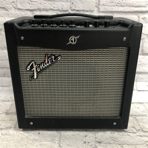 fender mustang v1 amp